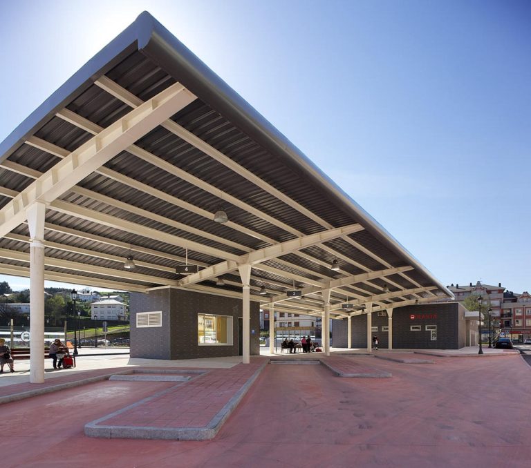 Estación Autobuses Navia 4